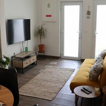 Casa Vento Budens